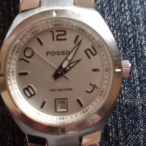 Fossil womans watch - Picture 4 of 6